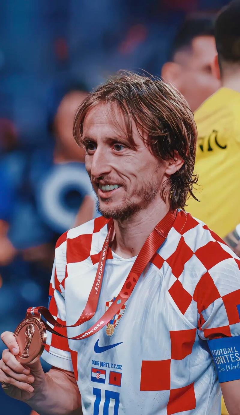 博主：在泰州参加完苏超冠军庆功会的亚泰U21球员已返回长春（博主称：亚泰U21球员在泰州出席苏超冠军庆功会后已返长春）