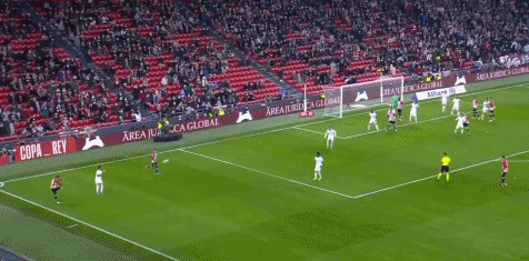 官方：本轮港超联赛延期进行，中国香港各代表队将臂缠黑纱出战（官方通报：港超本轮推迟，中国香港各代表队将佩戴黑纱参赛）