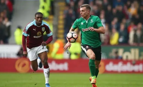 美记：保罗·乔治在场76人每百回合防守效率提升11.2分（美媒：保罗-乔治上场时，76人每百回合防守效率提升11.2分）