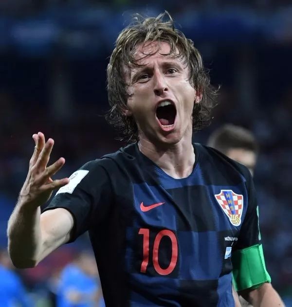 NBA球队战术解析：雄鹿防守策略调整,（NBA战术解读：雄鹿队防守策略的调整）