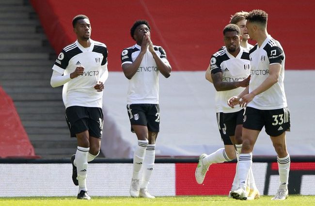 经纪人：那不勒斯今夏也有意博尼，但奥西利奥起了决定性作用（经纪人：那不勒斯今夏曾想签博尼，奥西利奥发挥决定性作用）