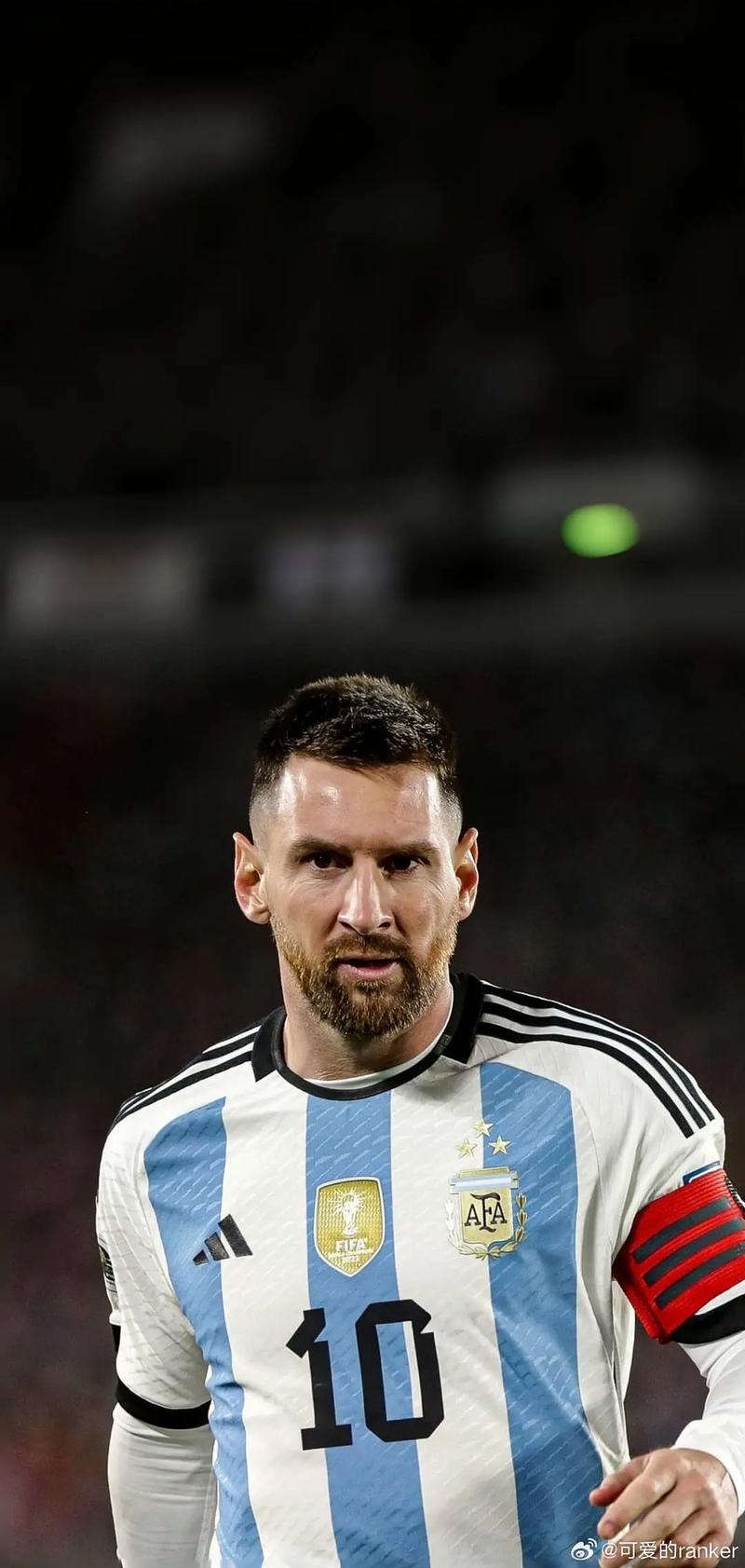 何意味？世非预生死战尼日利亚下半场前段即撤下三名首发前锋（世非预生死战，尼日利亚下半场初段连撤三名首发前锋，释放何种信号？）